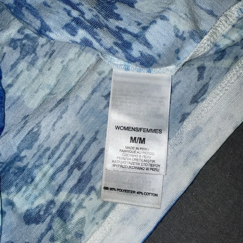 The North Face Tee T-Shirt Womens Med Floral V-Neck Short Sleeve - Picture 5 of 5